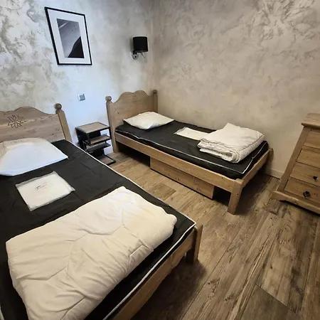 Apartment La - La Mae-9791