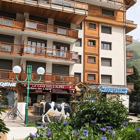 Apartment La - La Mae-9791